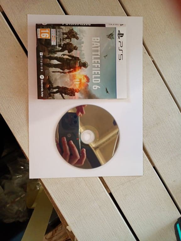 Joc video Electronic Arts Battlefield 6 Sezonul 4: RedSec Standard Edition pentru PS5 în limbile franceză și olandeză, produs outlet desfăcut