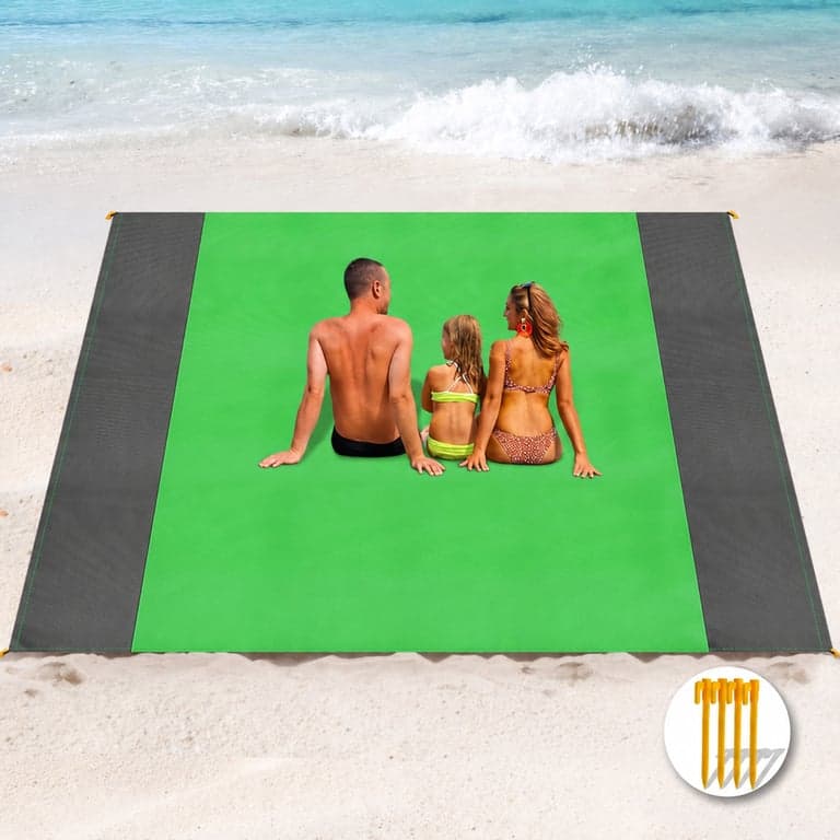 Covor de plajă Henrycares 275x300 cm, verde, ușor, rezistent la nisip, impermeabil, cu uscare rapidă — Unul dintre cârligele de fixare (stare: vezi poza 2)
